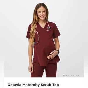 FIGS Maternity scrub set (Octavia top, Zamora joggers) size SMALL